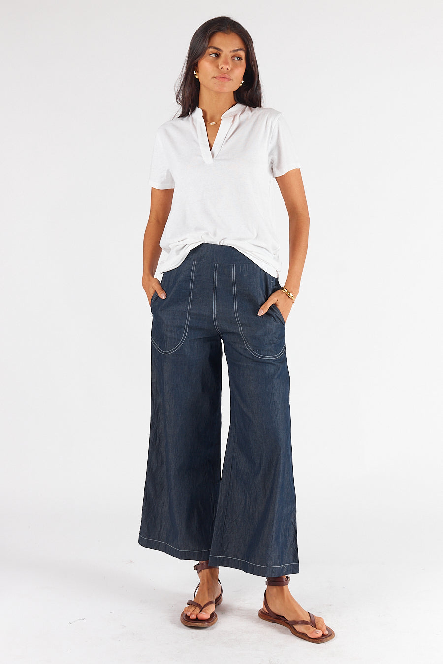 Rubyyaya Plain Collar T-Shirt (White)