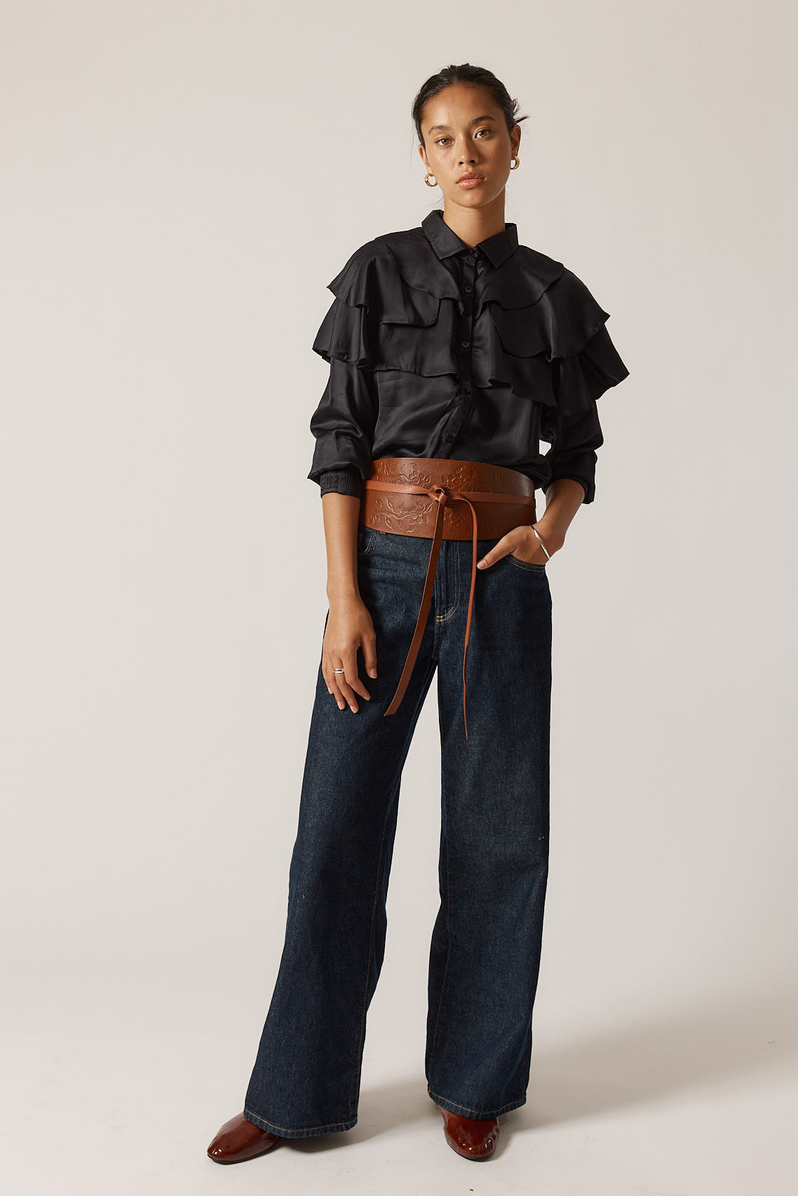 Rubyyaya Rome Shirt (Black)