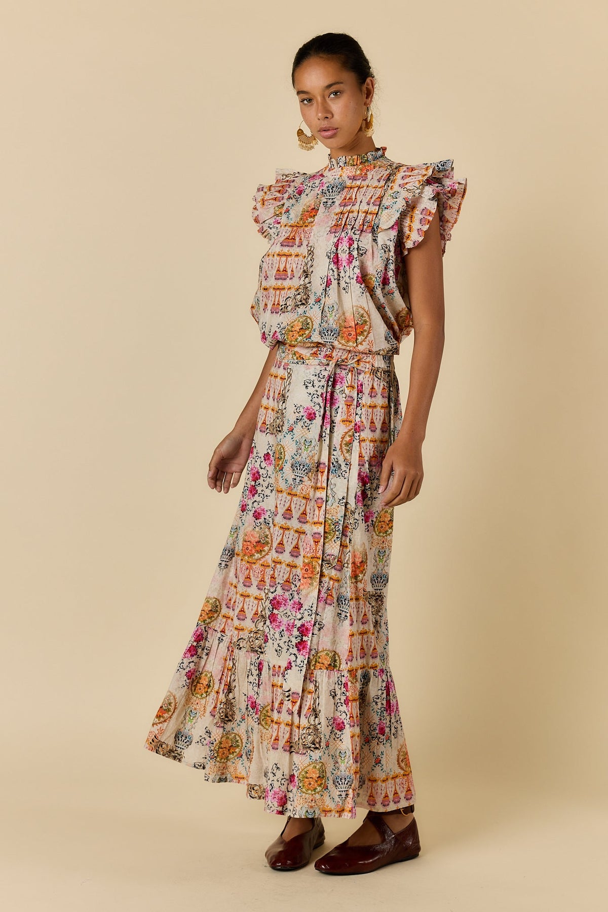 Rubyyaya Rosetta Skirt (Gold)