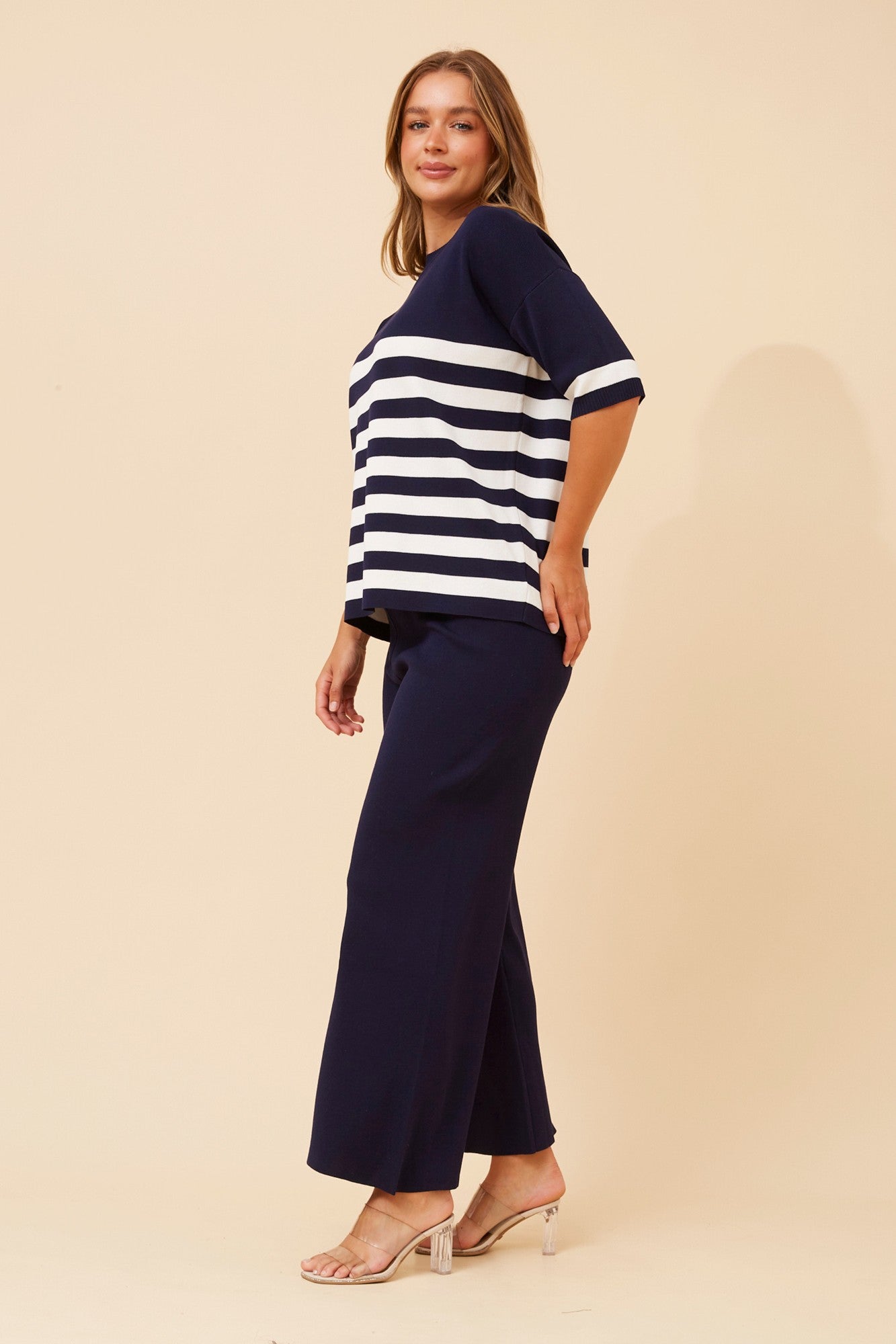 LISINDA TWO-PIECE KNITTED SET (Navy)