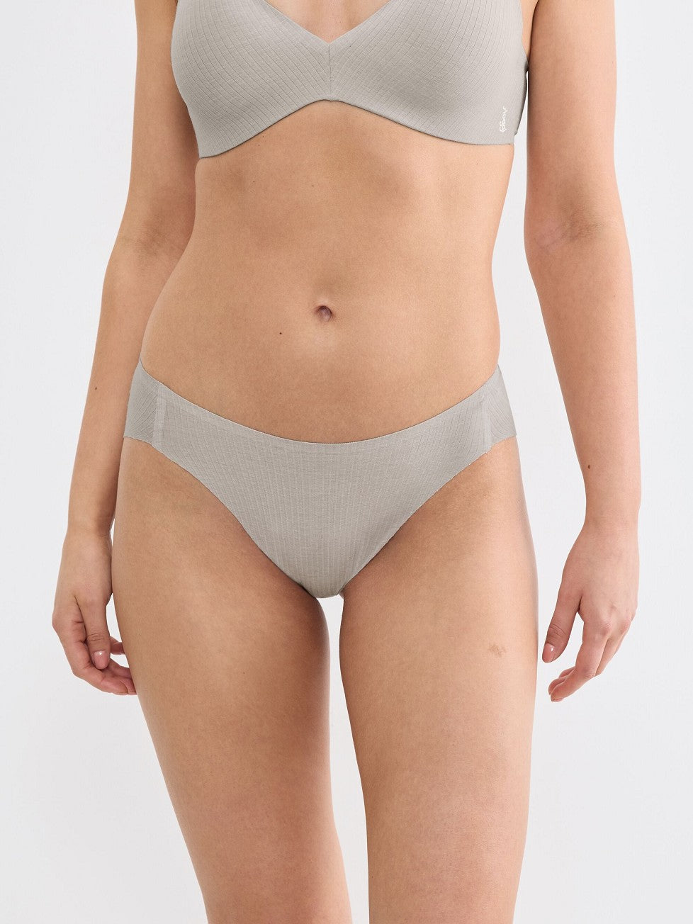 Triumph Sloggi Zero Feel Pure High Leg Brief (Creamy Dream)