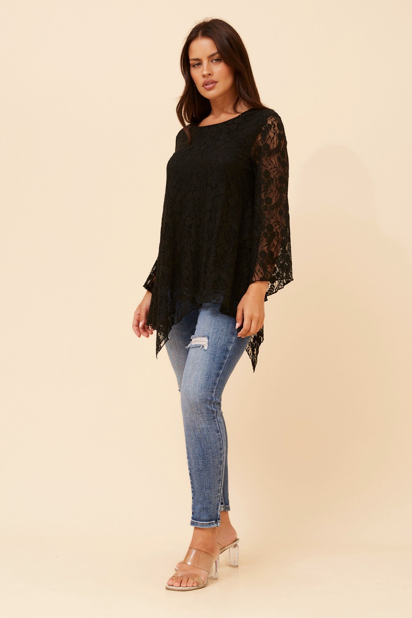 ALISON FLORAL LACE TOP (Black)