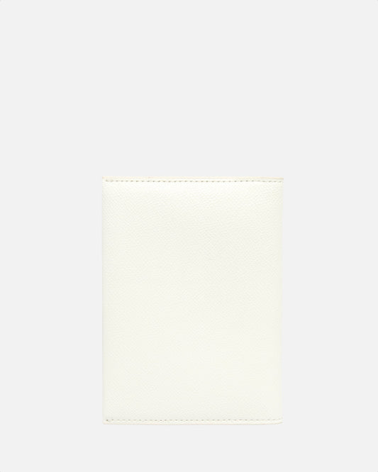 The Daily Edited Essentials Passport Holder Pure (White)