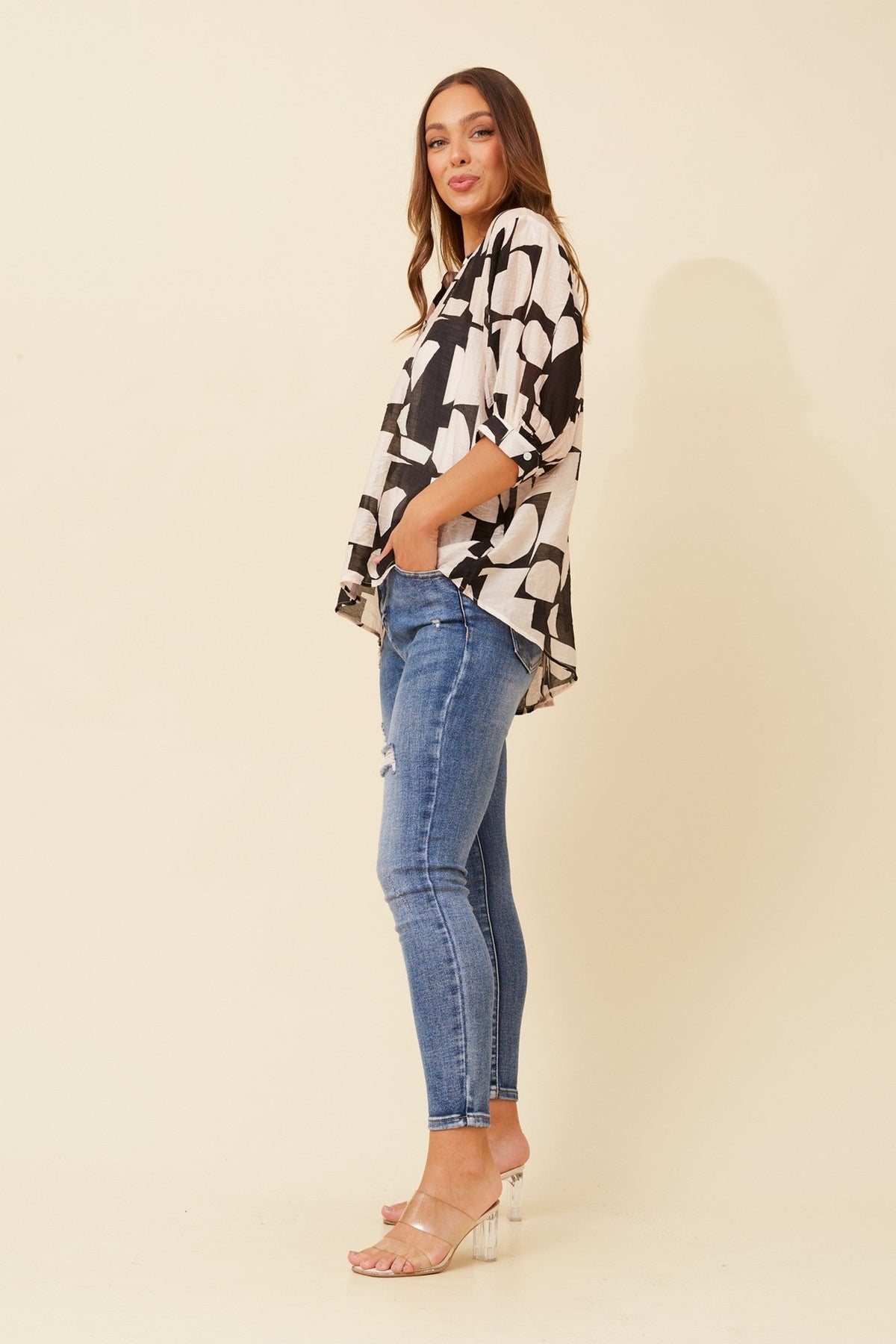 BELINA ABSTRACT PRINT SHIRT (Multi Black)