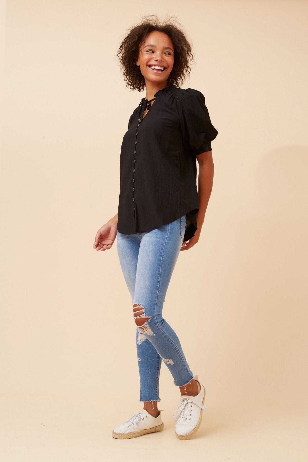 JADIRA SOLID BLOUSE (Black)
