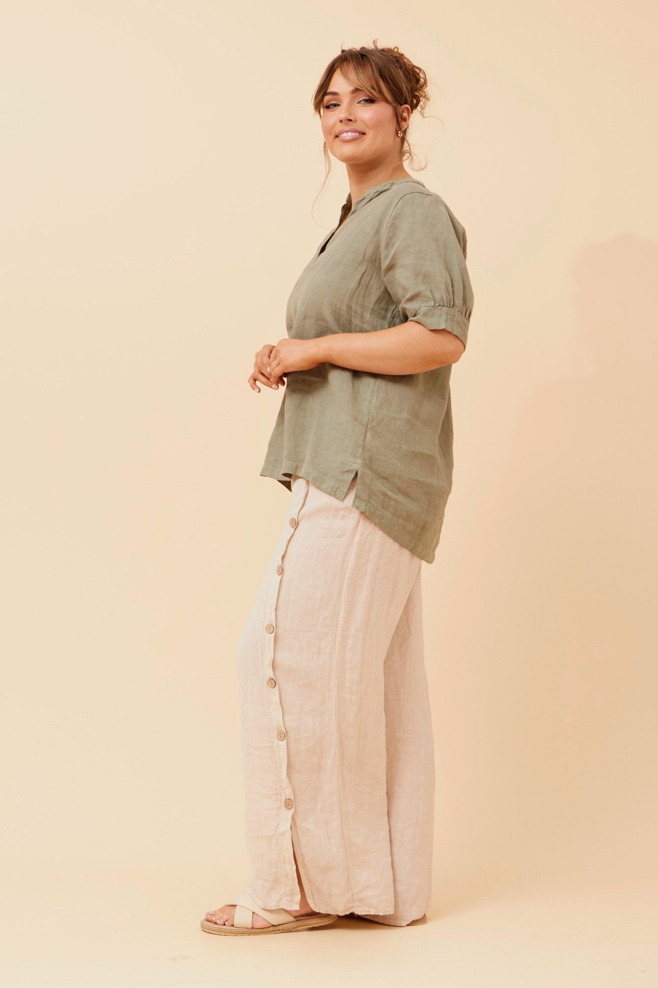 BRULA SOLID LINEN TOP (Khaki)