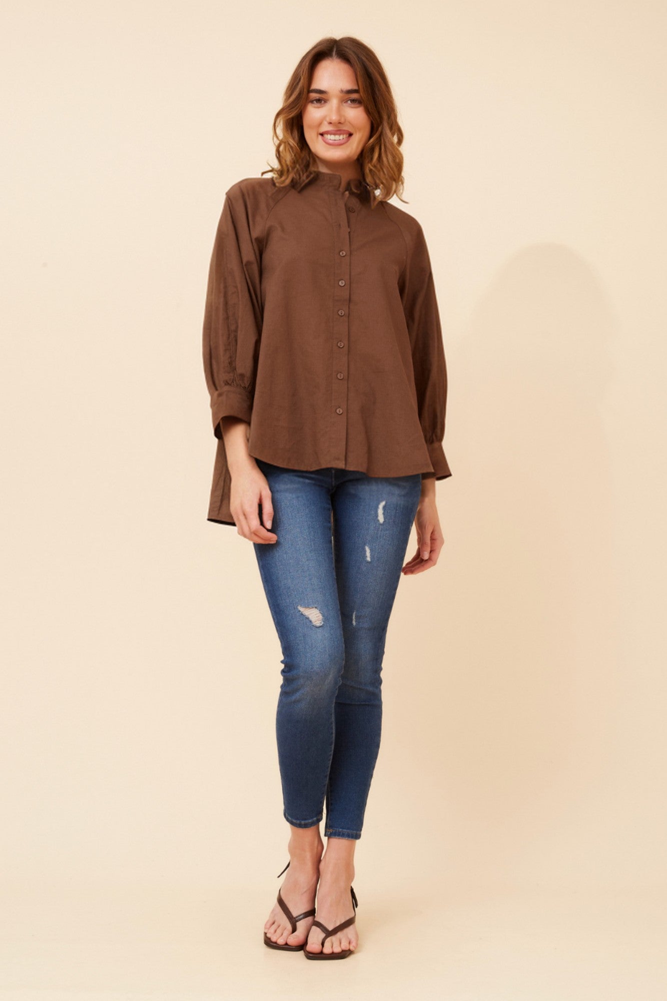 GAYEL SOLID LINEN BLEND BLOUSE (Chocolate)