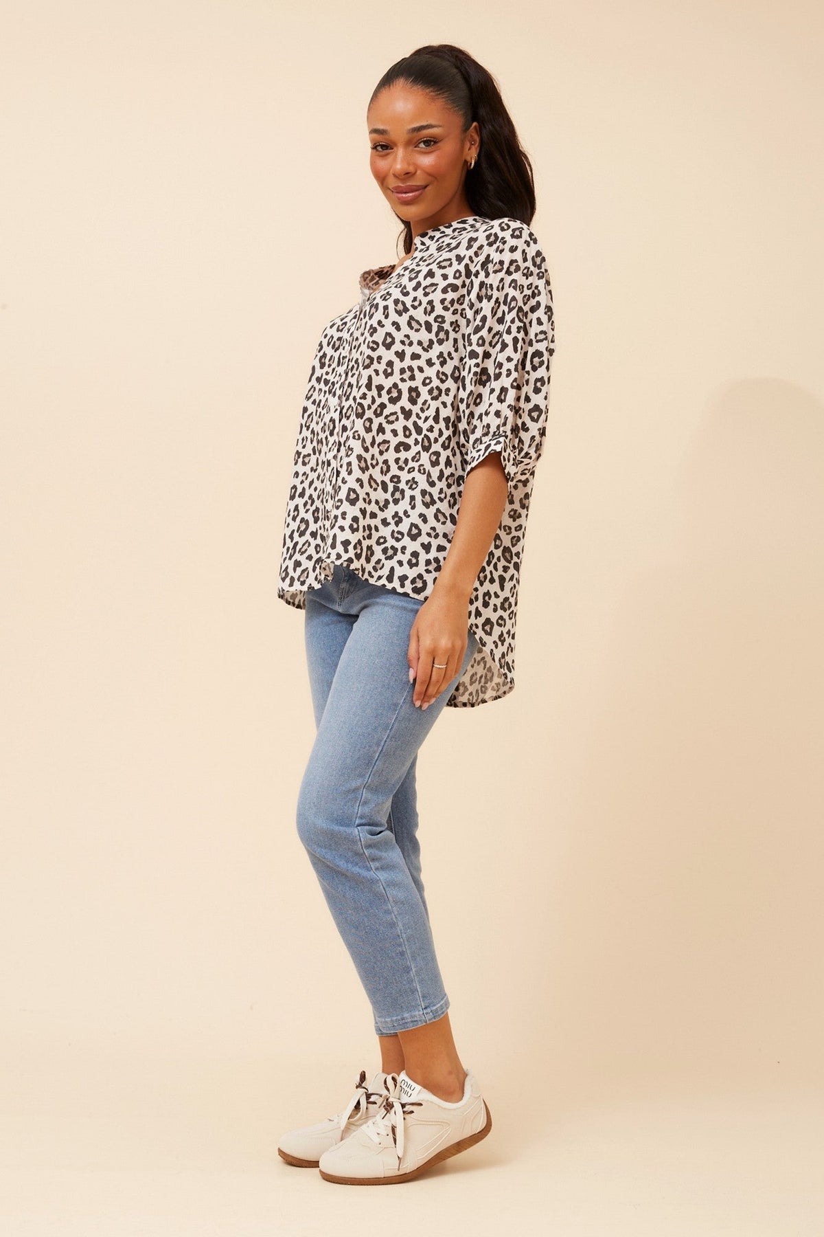 BELINA ANIMAL PRINT SHIRT (Nougat)