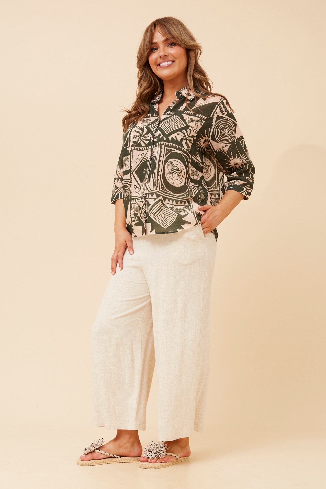DARIO ABSTRACT PRINT SHIRT (Olive)