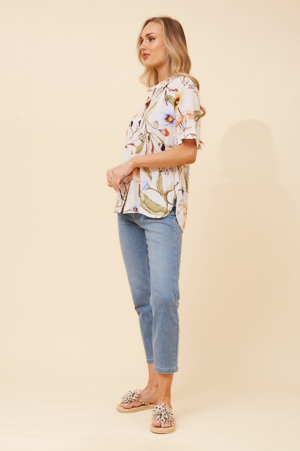 NURA FLORAL LINEN BLEND SHIRT (Porcelain)
