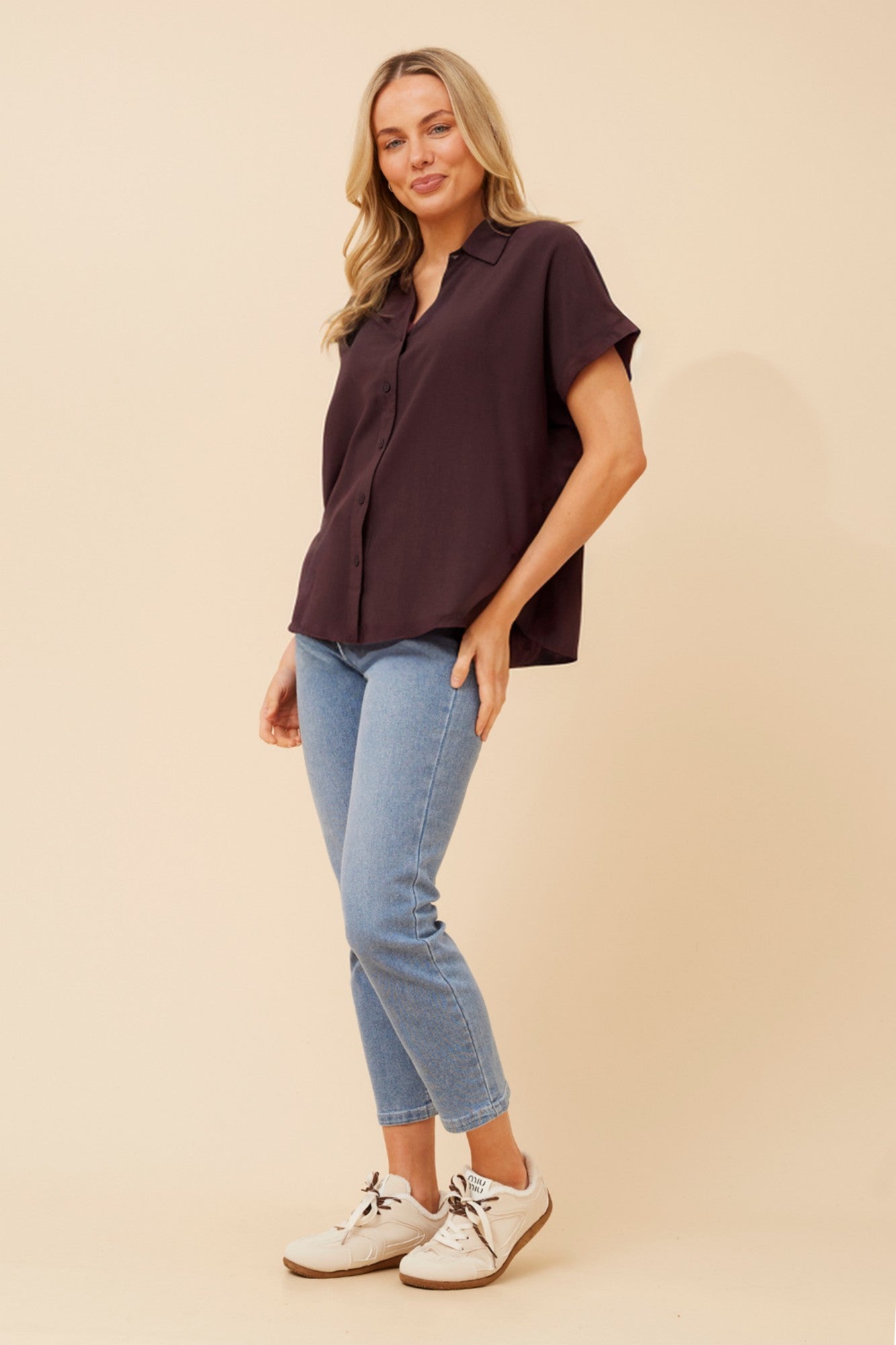 ADRIKA SOLID SHIRT (Chocolate)