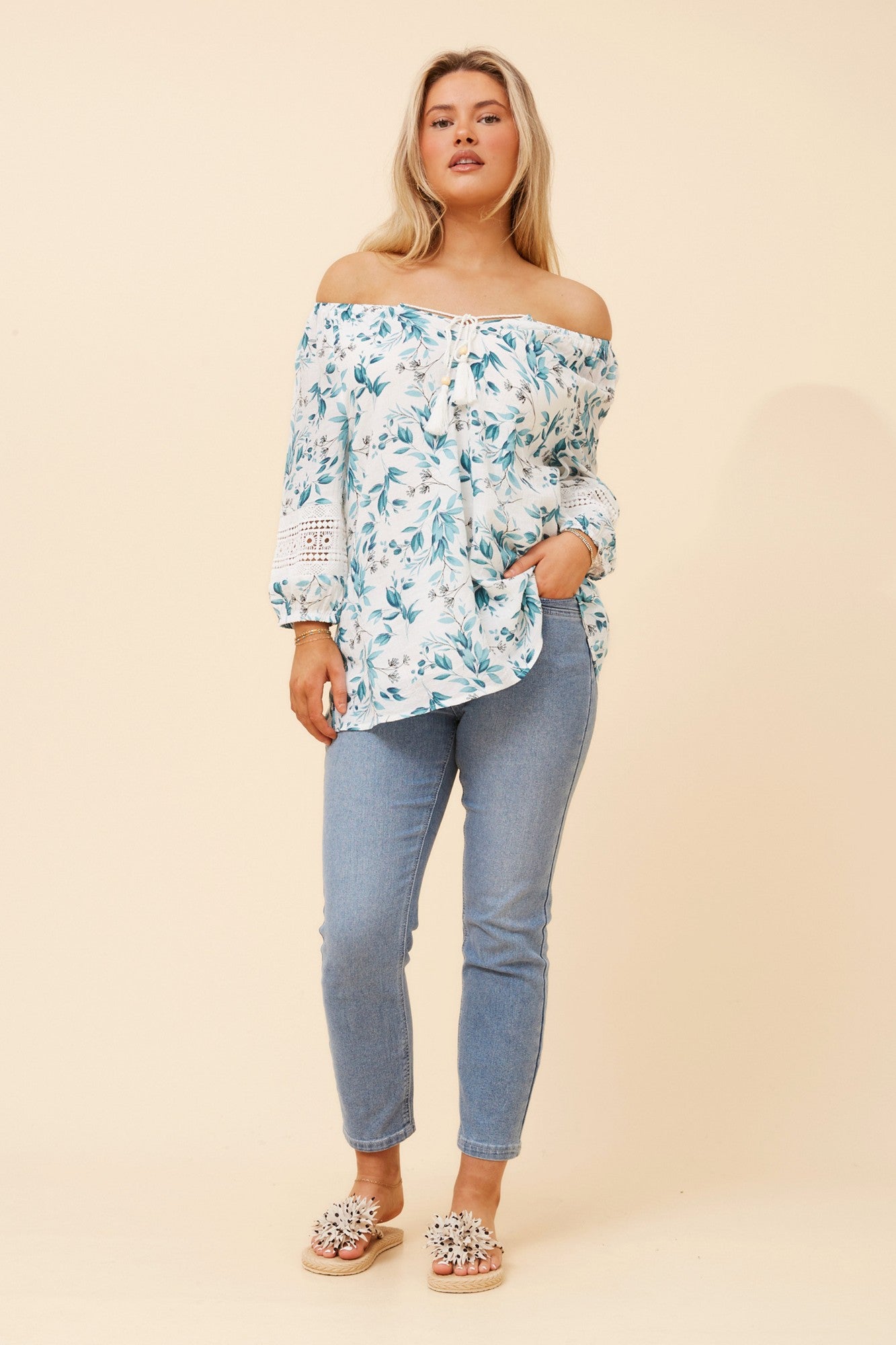 ANDREA LEAF PRINT TOP (Teal)