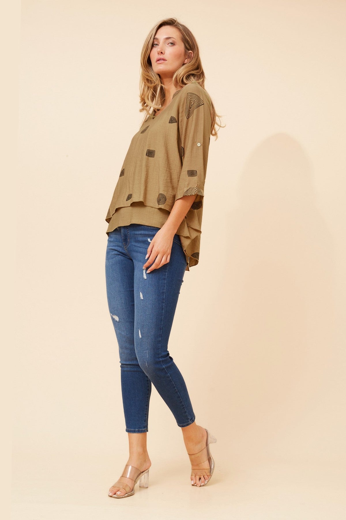 Caroline Morgan Australia LORETO ABSTRACT PRINT TOP (Toffee)