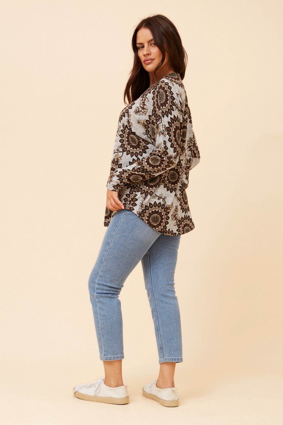 SUVI ABSTRACT PRINT TOP (Multi Chocolate)