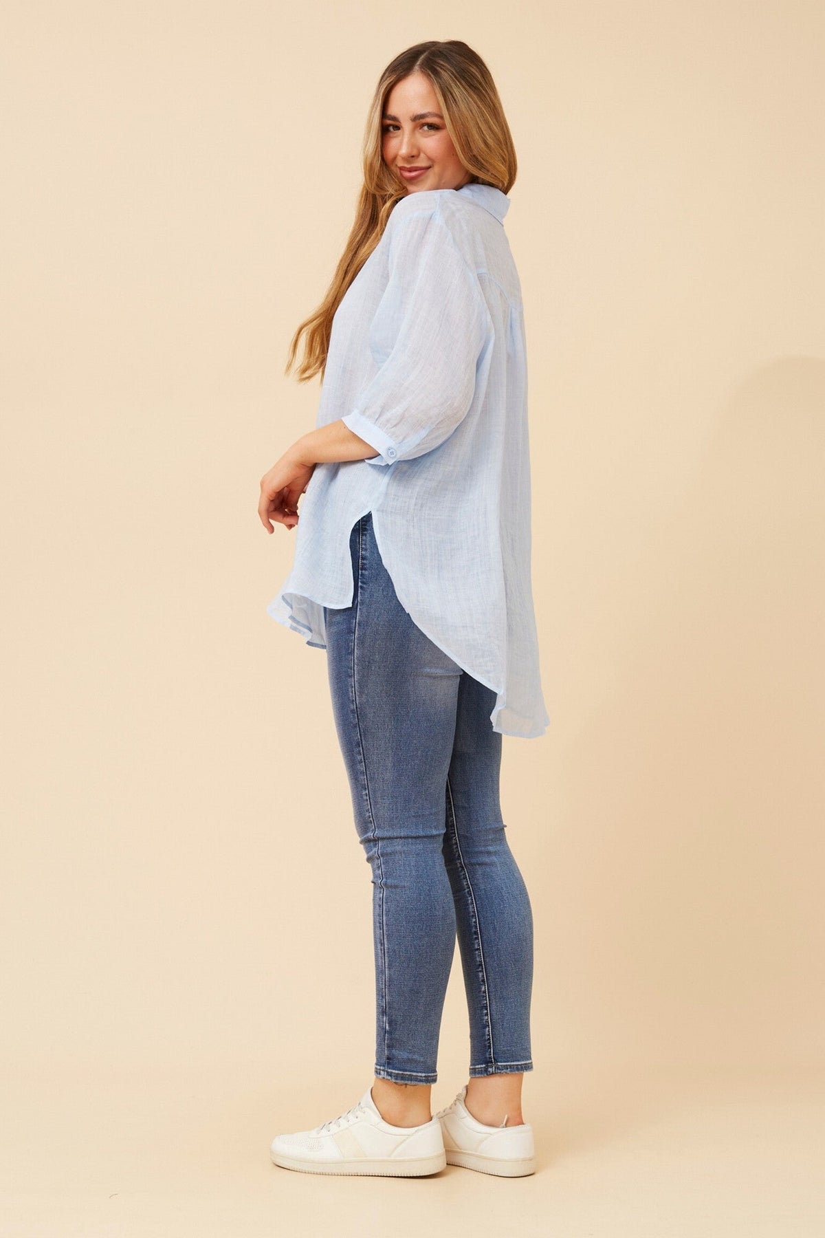 RAVENA CURVE HEM SHIRT (Blue)