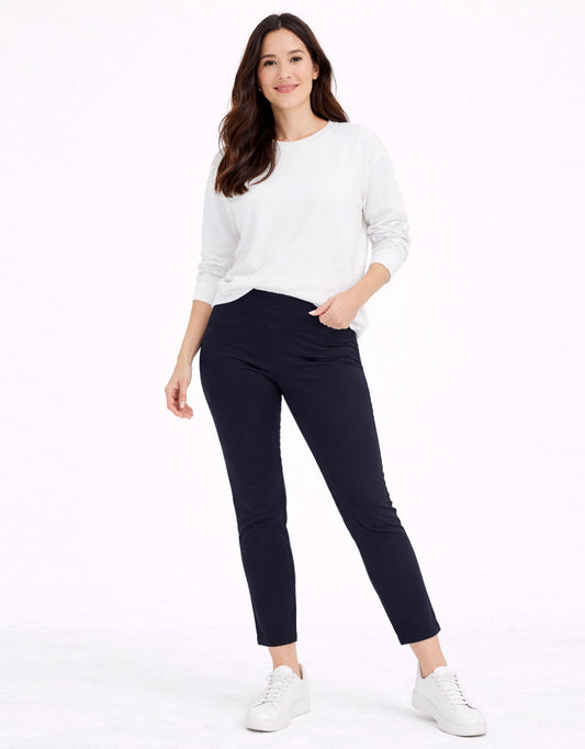 The 24/7 Bengaline Crop Pant - (Navy)