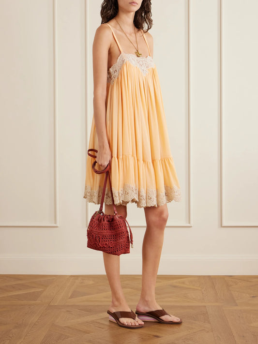 Summer Banana Leather-trimmed Raffia Shoulder Bag