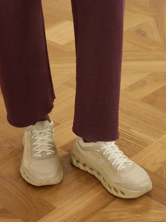 ON + Zendaya Cloudtilt Moon Stretch Recycled-knit Sneakers