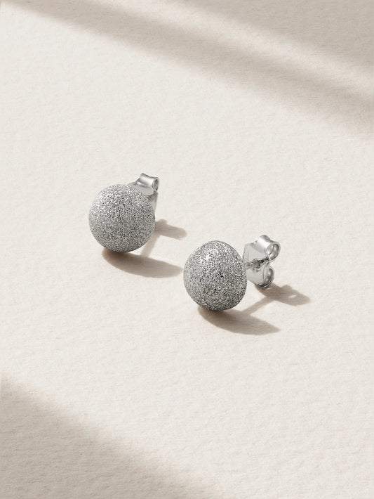 Florentine Finish Medium 18-karat White Gold Earrings