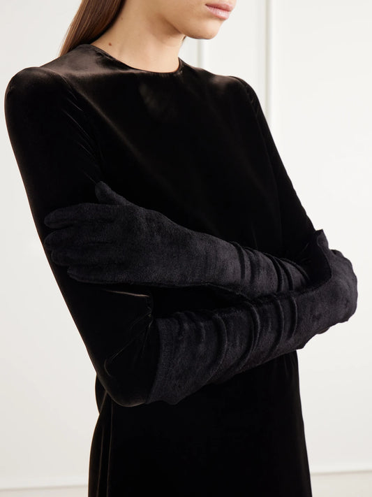 Alaïa Velvet Gloves
