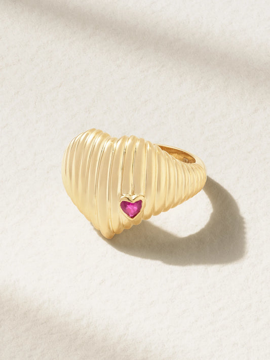 Chevaliere Berlingot 9-karat Gold Ruby Signet Ring