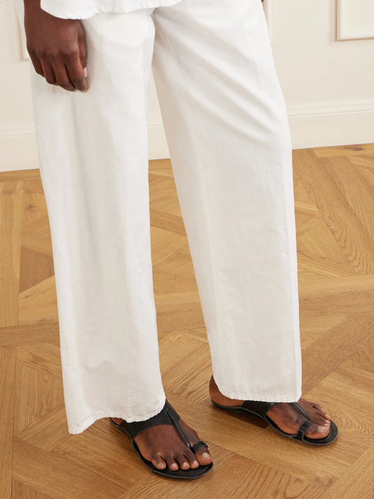 The Toe Thong Leather Sandals