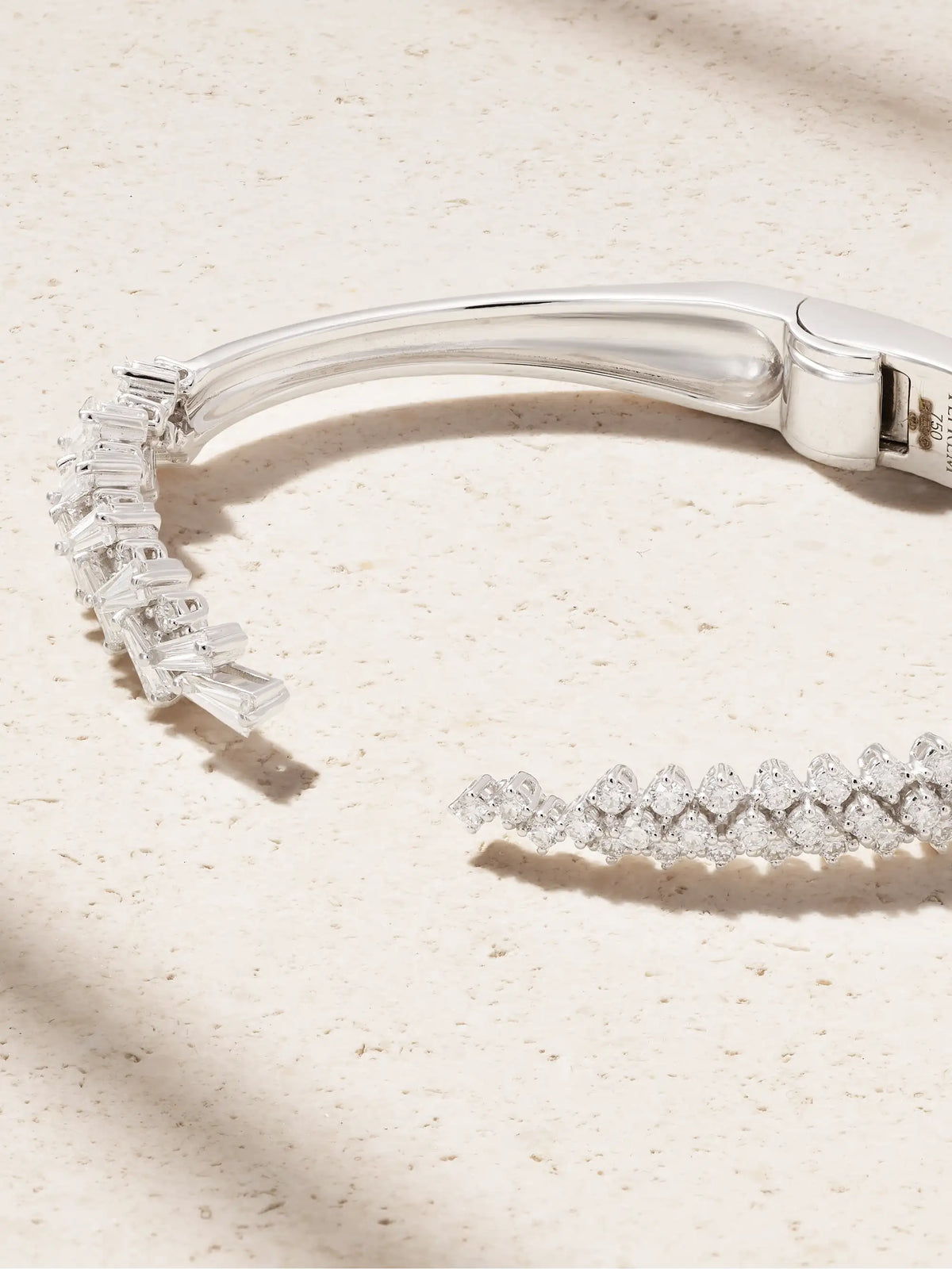 Y-not 18-karat White Gold Diamond Cuff