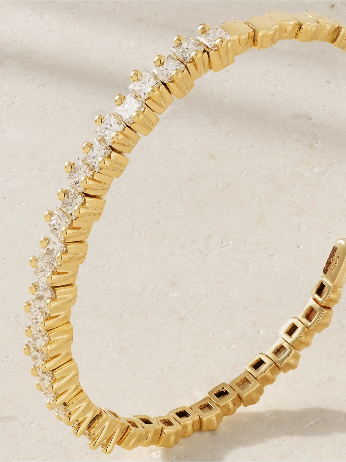 18-karat Gold Diamond Bangle