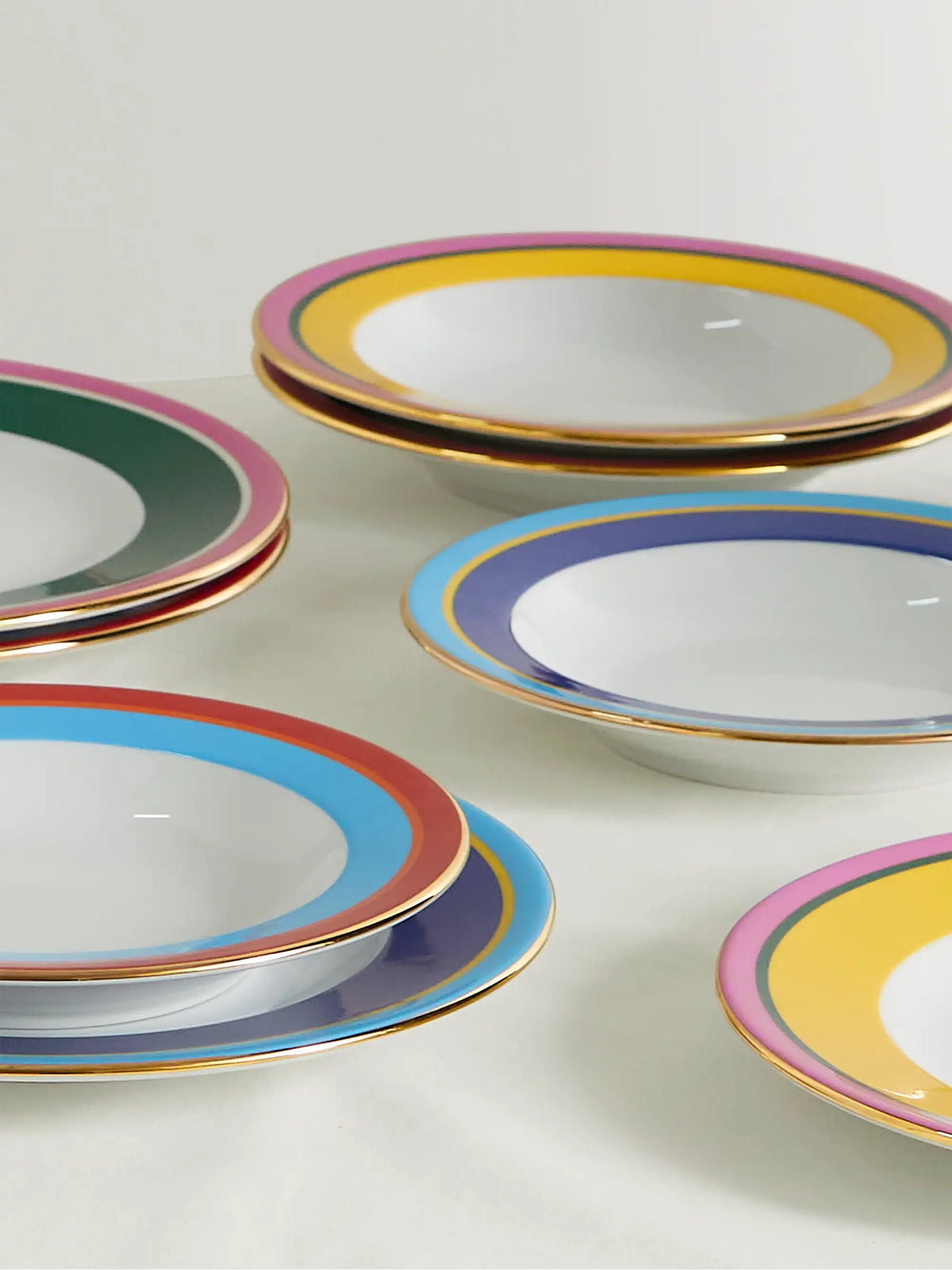 Set Of Four Gold-plated Porcelain Soup Bowls And Dinner Plates