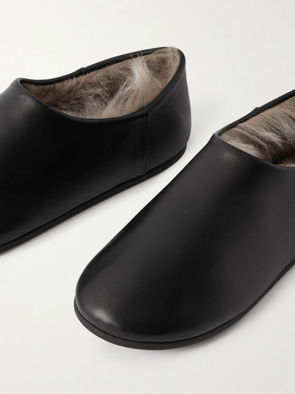 Big Boot Shearling-lined Leather Slippers