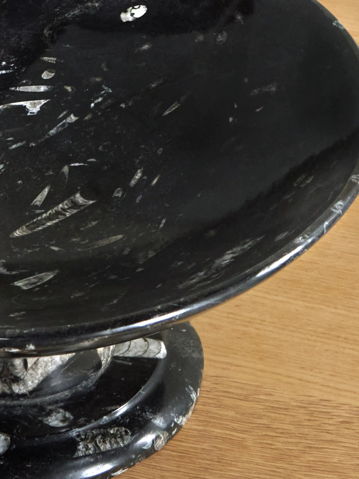 Onyx Fruit Bowl