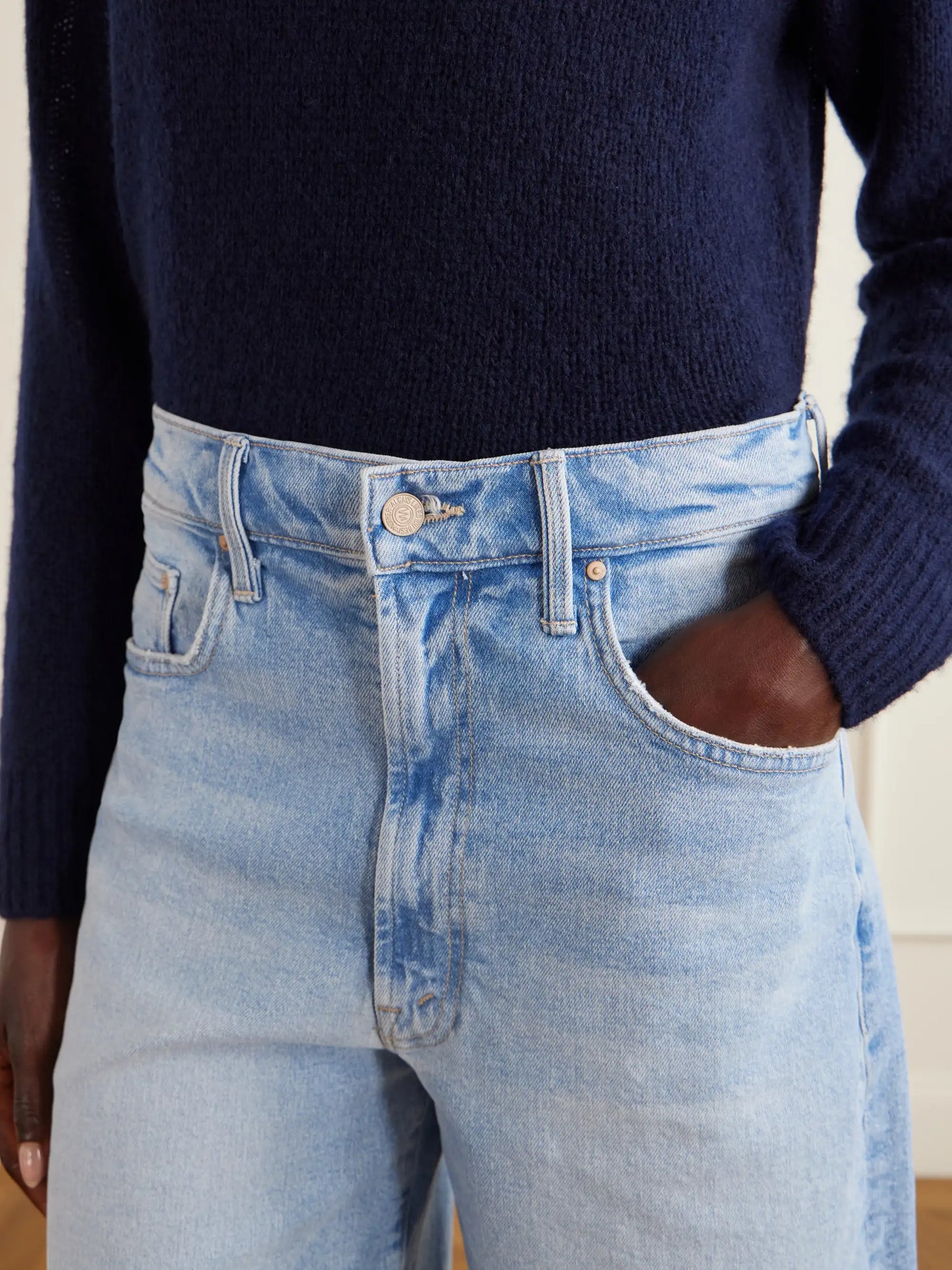 The Whole Lot Zip Fray Low-rise Wide-leg Denim Shorts