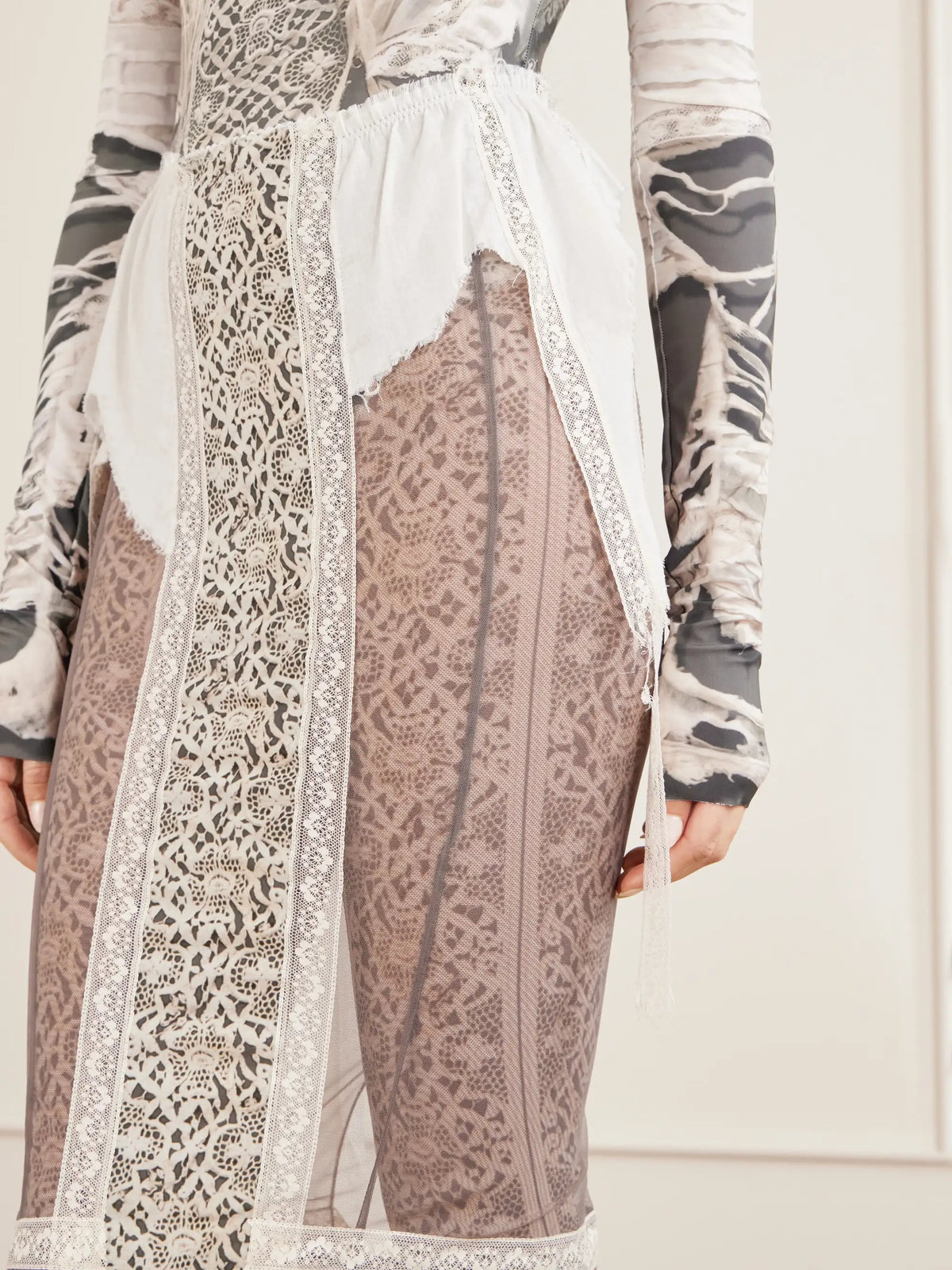 Dilara Findikoglu Past Edges Lace-trimmed Mesh Midi Skirt