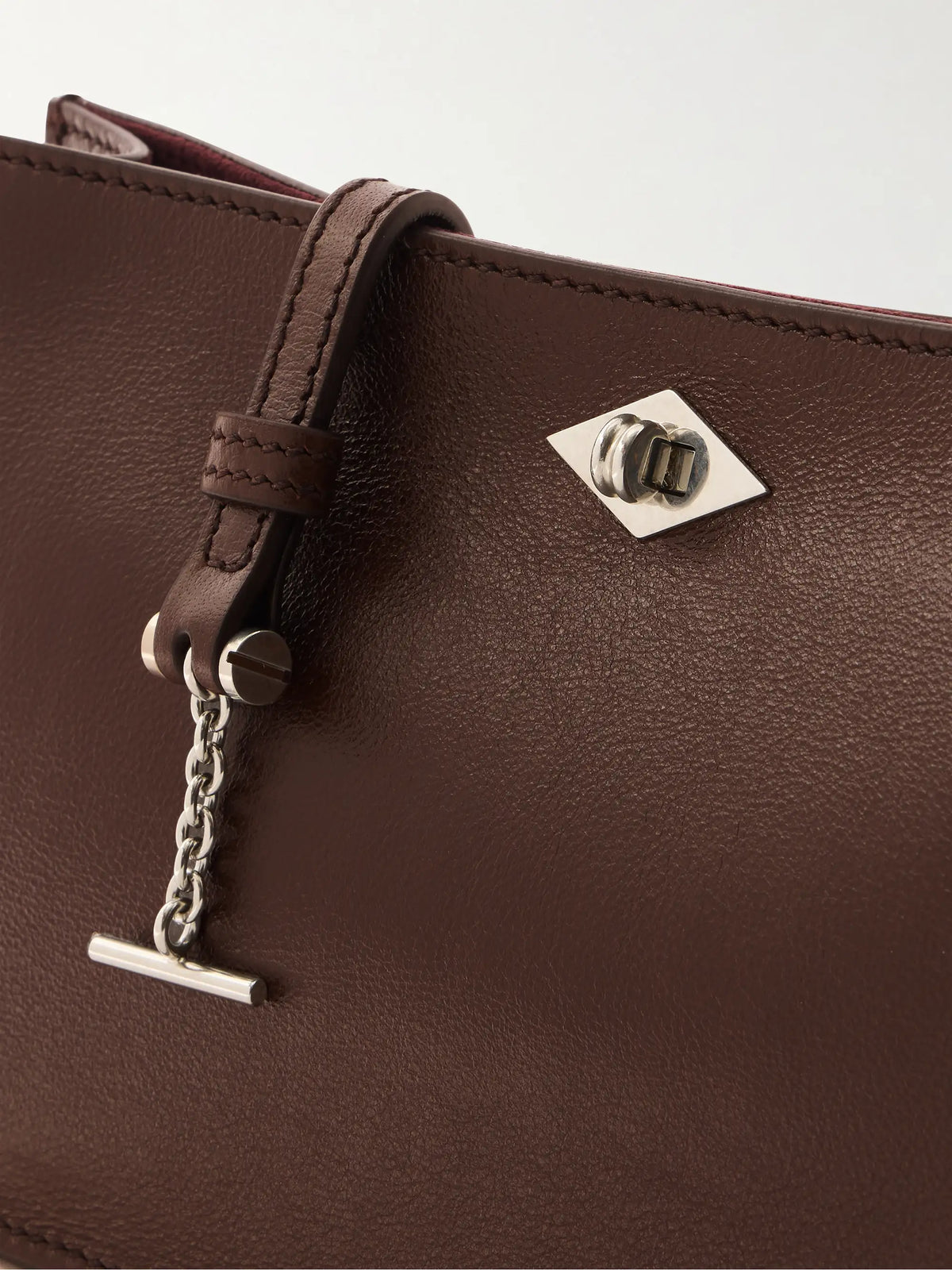 Ease 28 Leather Clutch