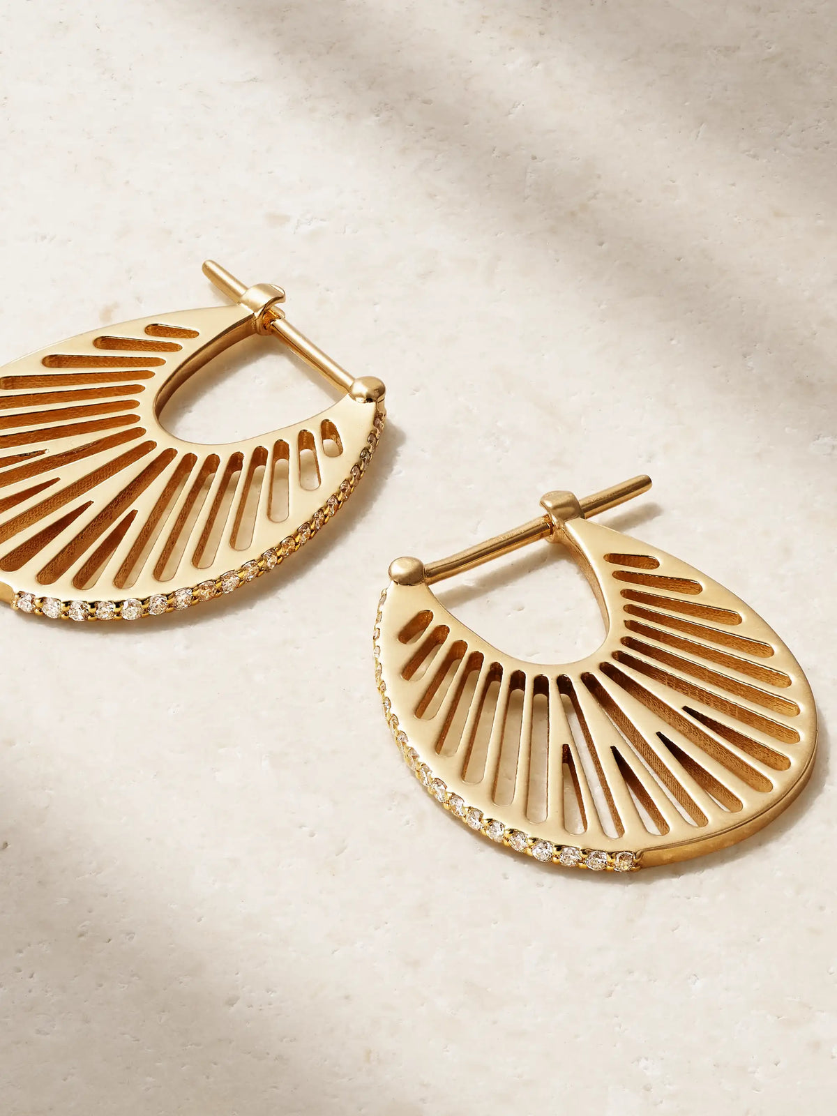 Flat Ray Large 18-karat Gold Diamond Hoop Earrings
