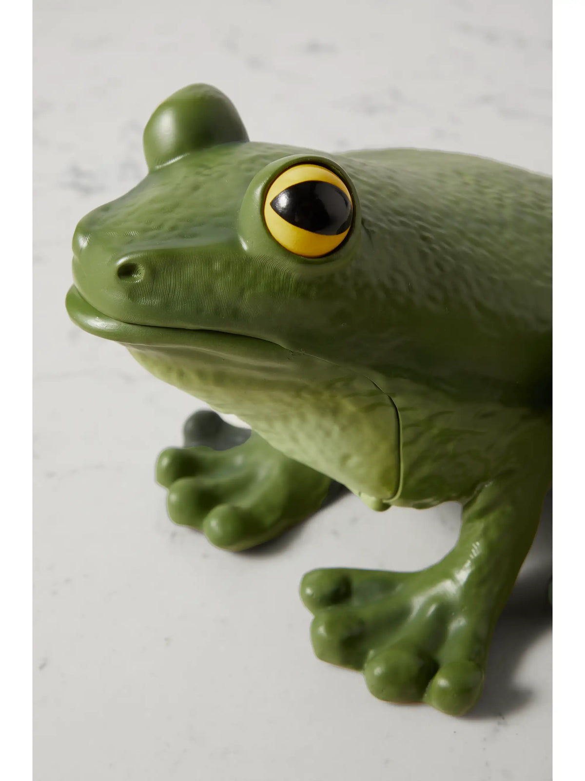 Frog Resin Clutch