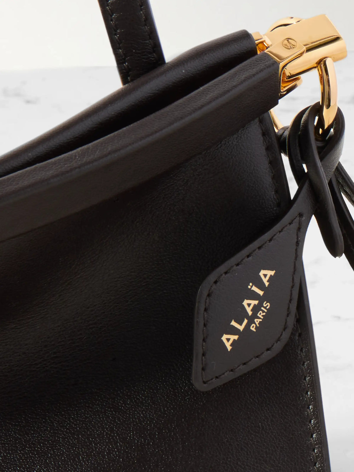 Click E/w Small Leather Shoulder Bag