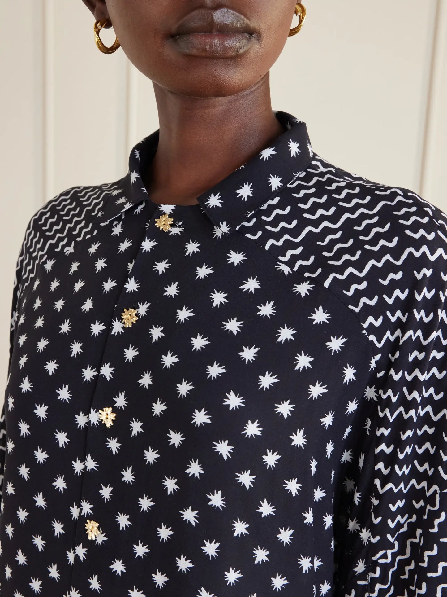 Estrellitas Y Olas Printed Satin Shirt