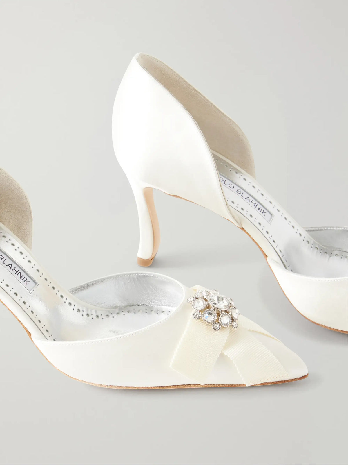 Apidosa 70 Embellished Satin Pumps