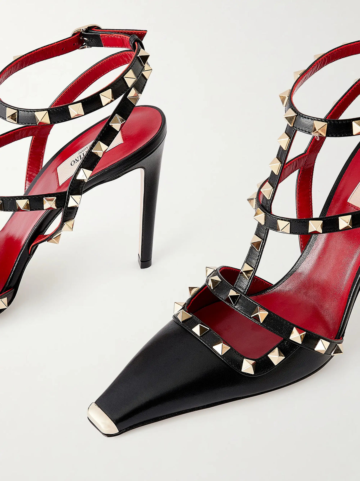 Rockstud Patent-leather Pumps