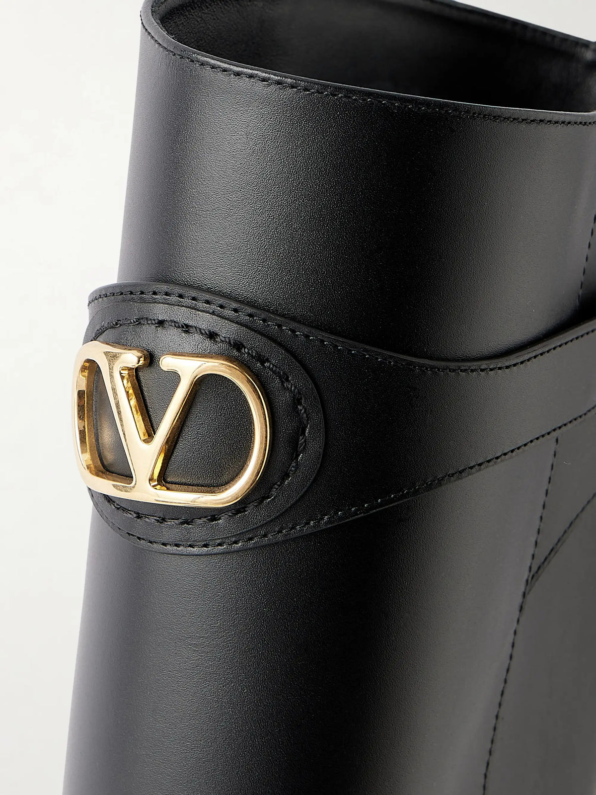 Vlogo-embellished Leather Boots