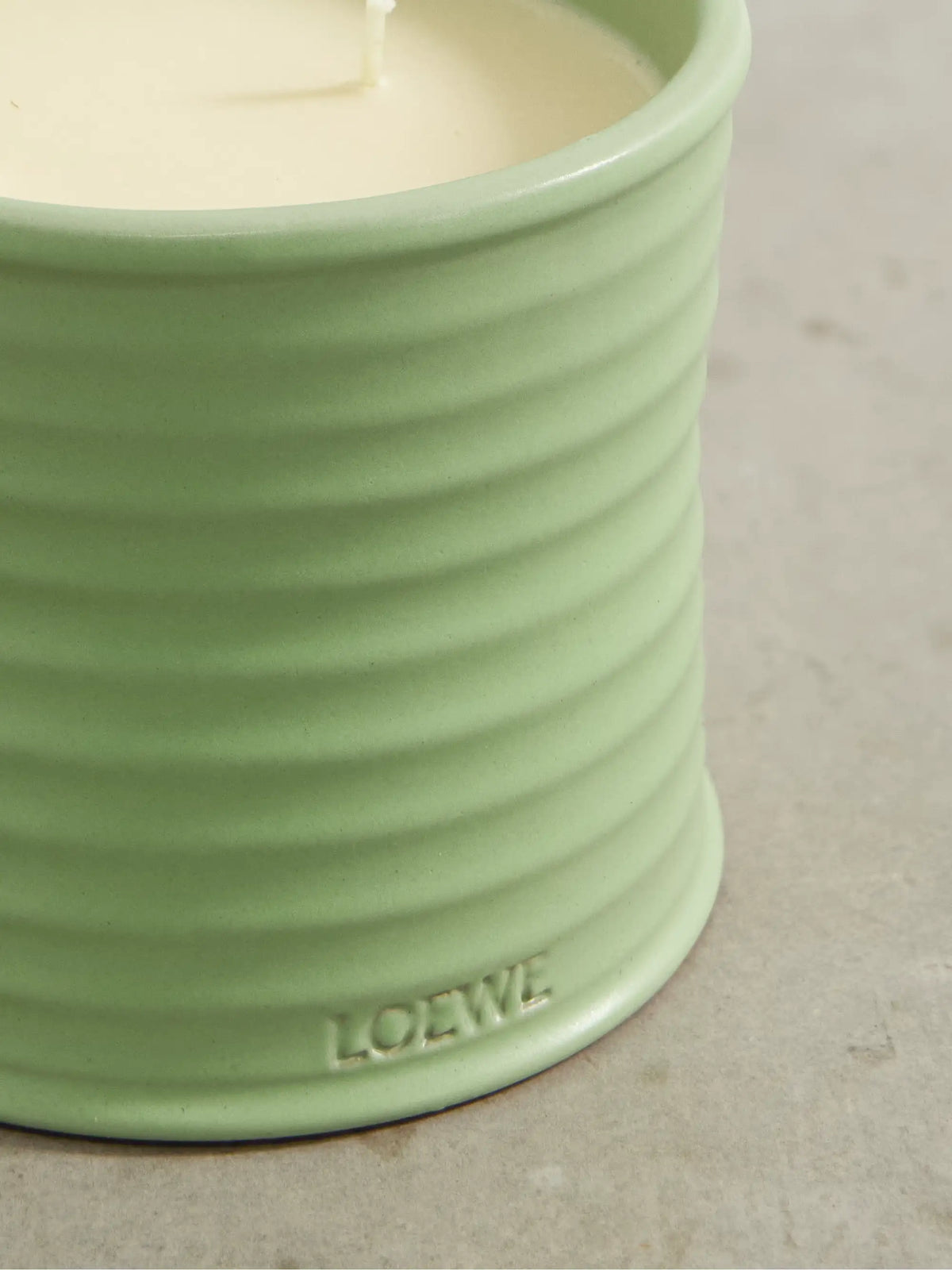 Cucumber Medium Scented Candle, 610g
