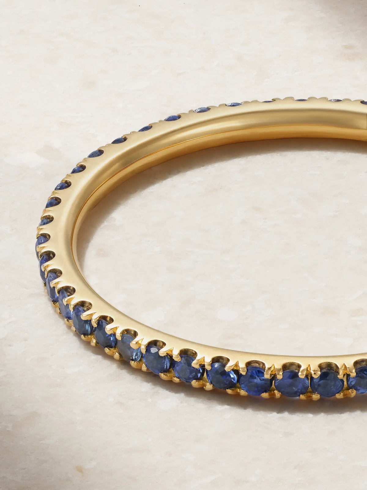 Thread 18-karat Gold Sapphire Ring