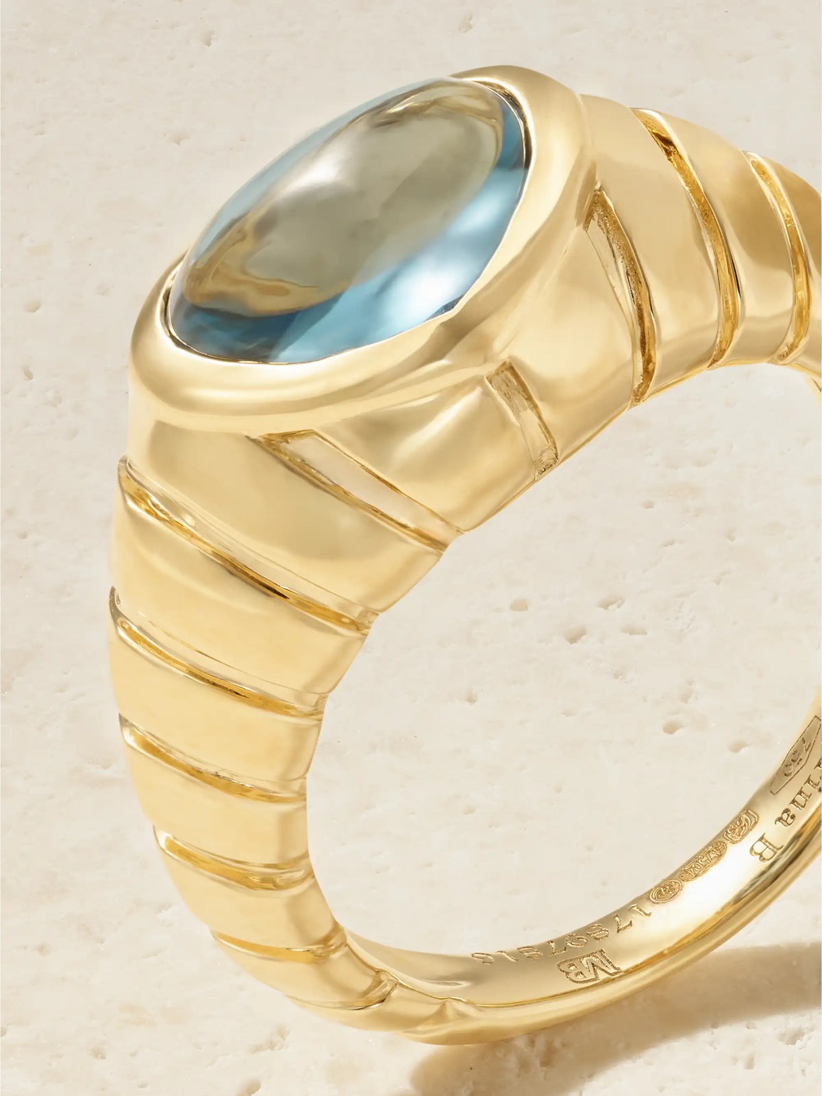 Timo 18-karat Gold Topaz Ring