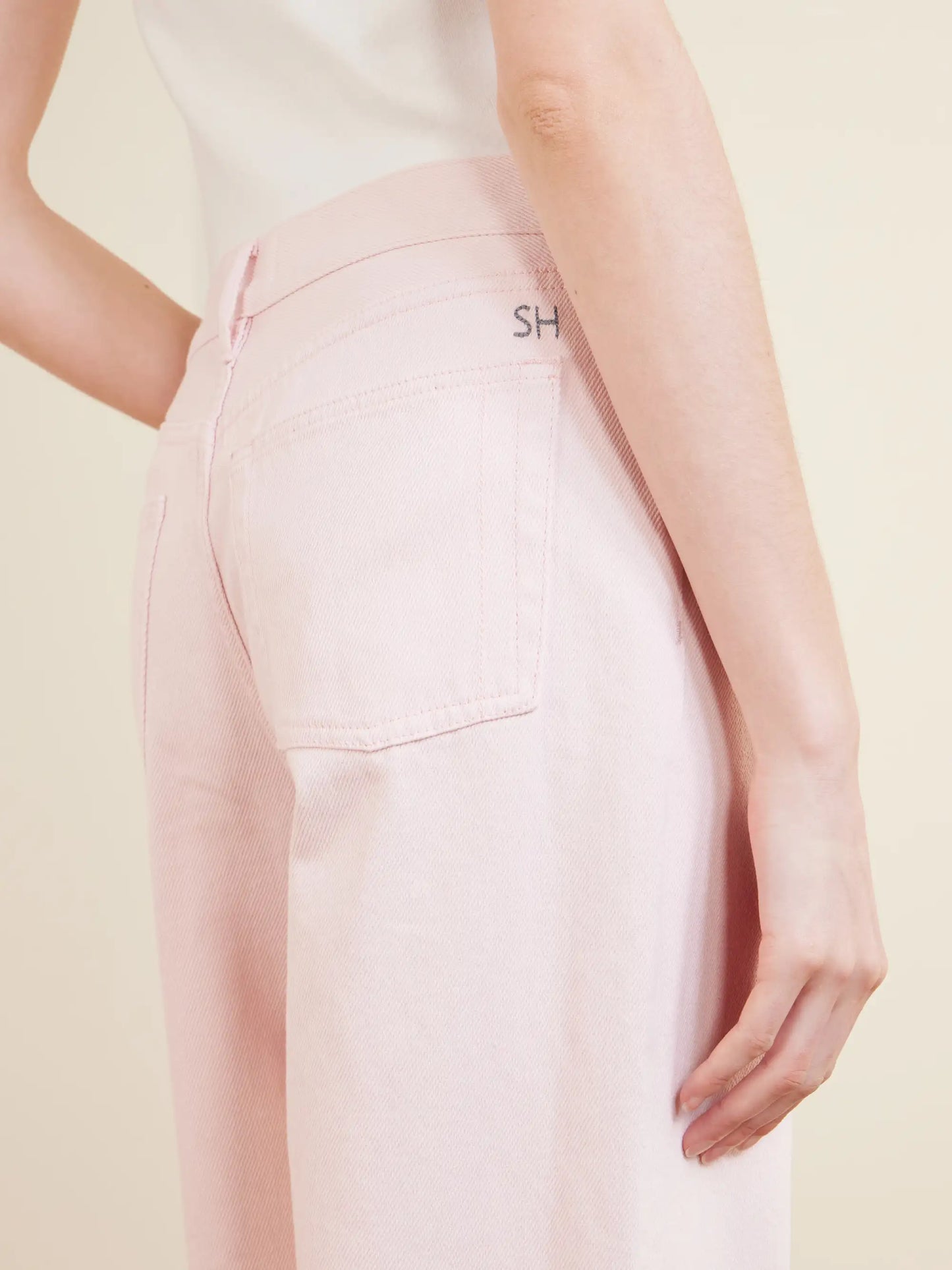 Everyday Straight-leg Jeans