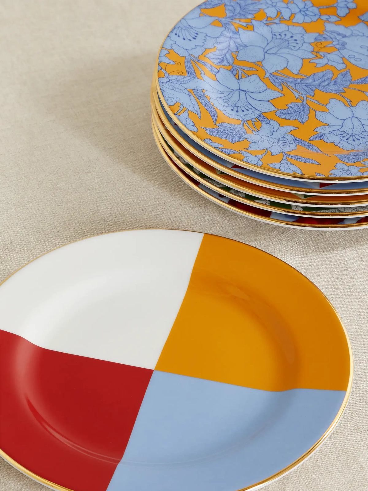 Set Of Six Gold-plated Porcelain Dessert Plates