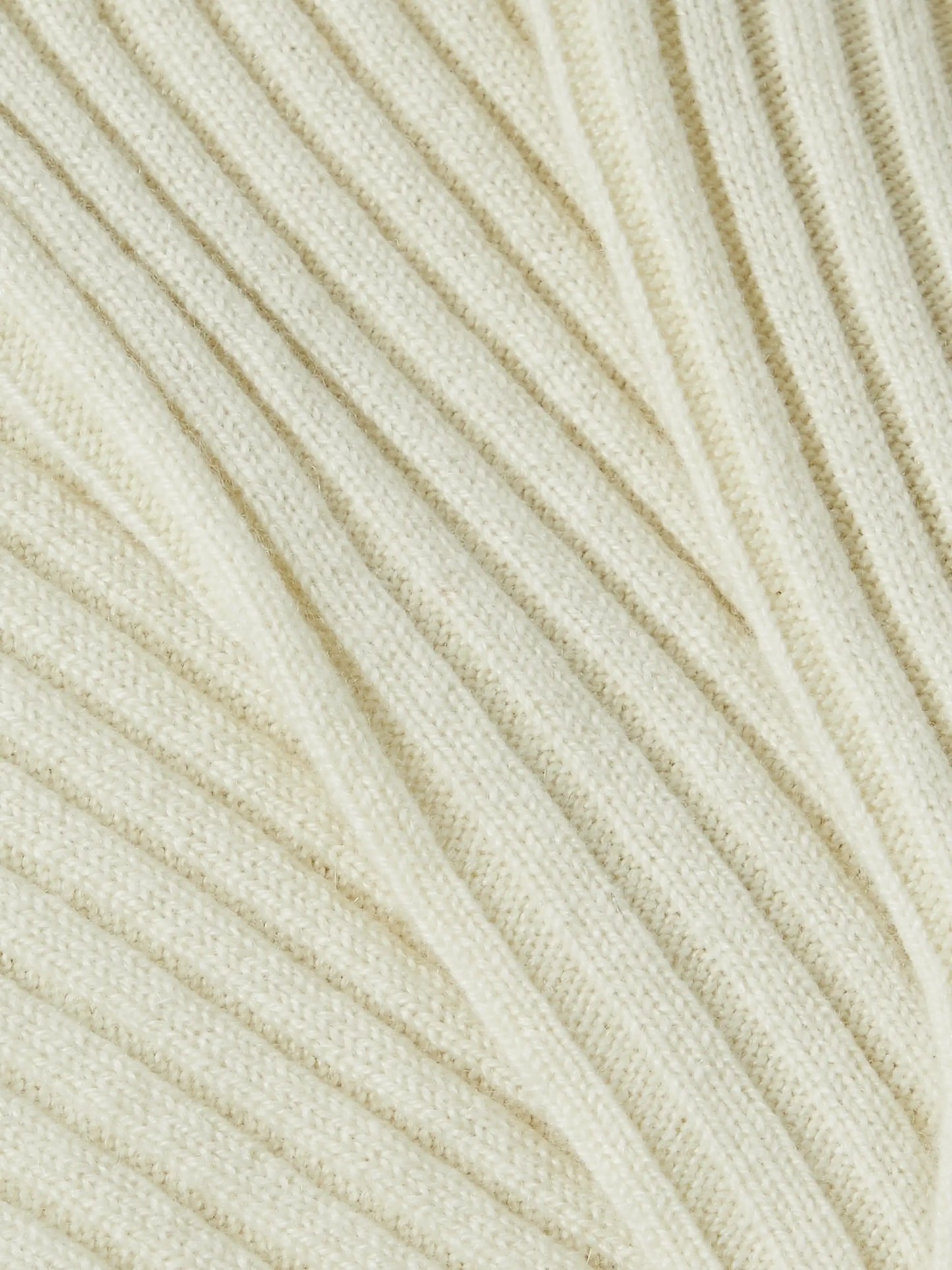 Calf Ribbed Cashmere Socks