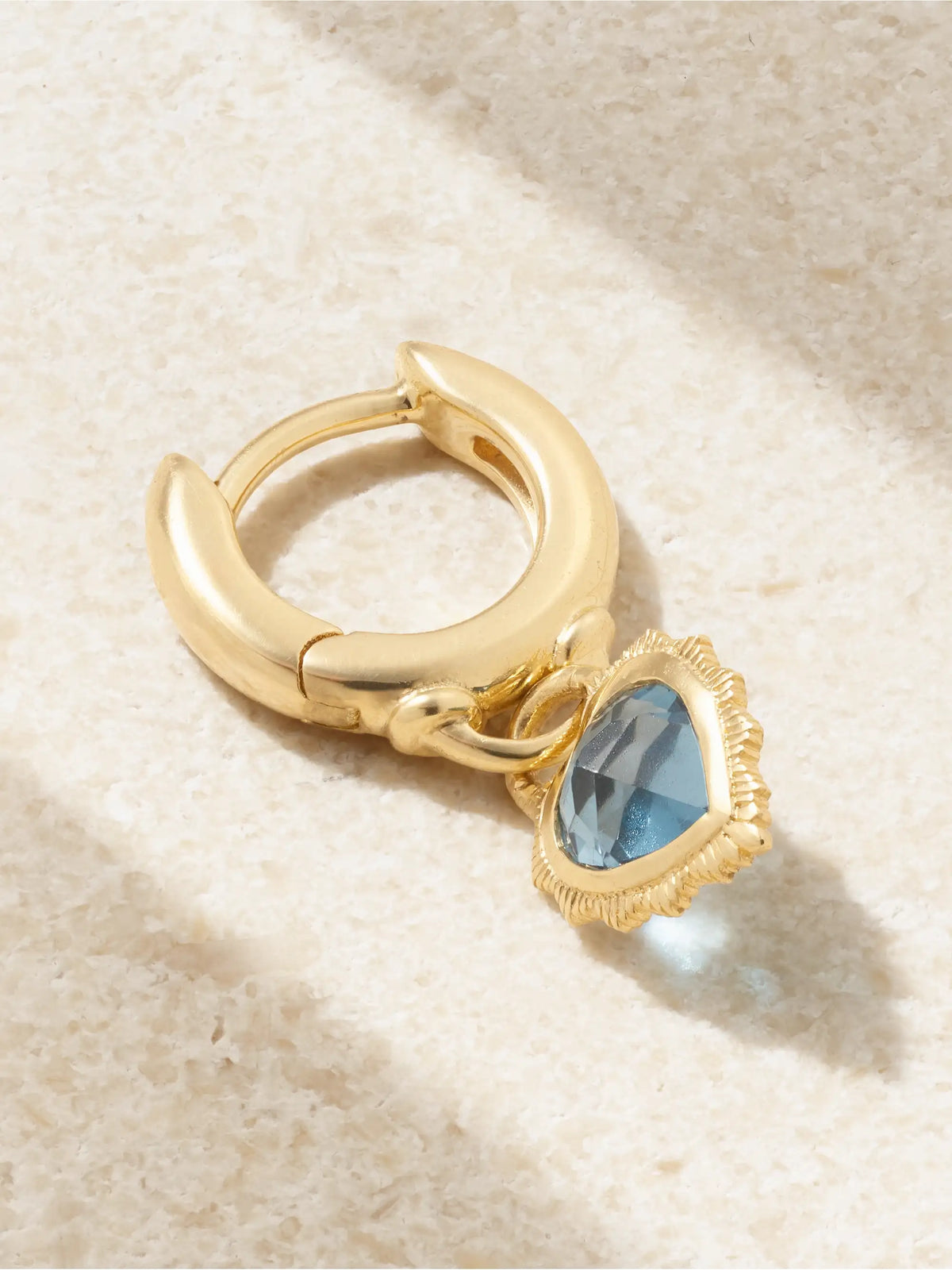 True Love 18-karat Gold Topaz Single Hoop Earring