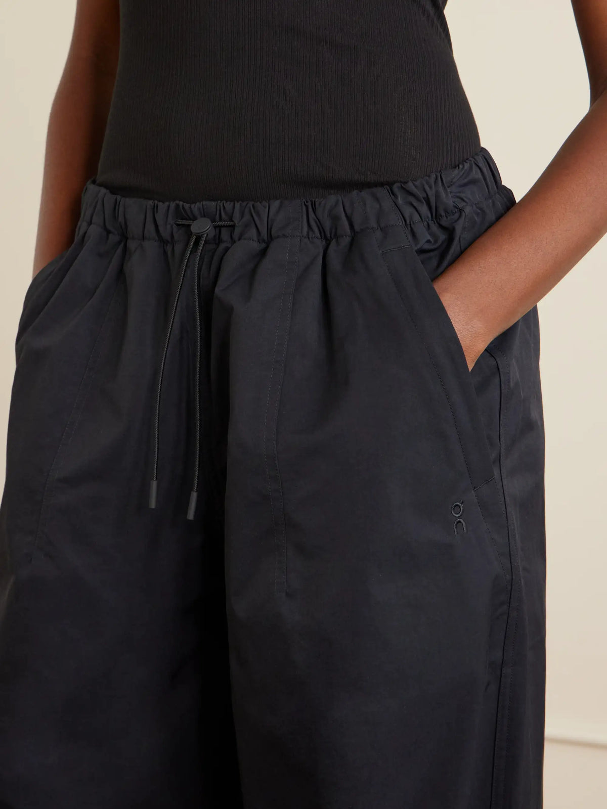 ON Woven Wide-leg Pants