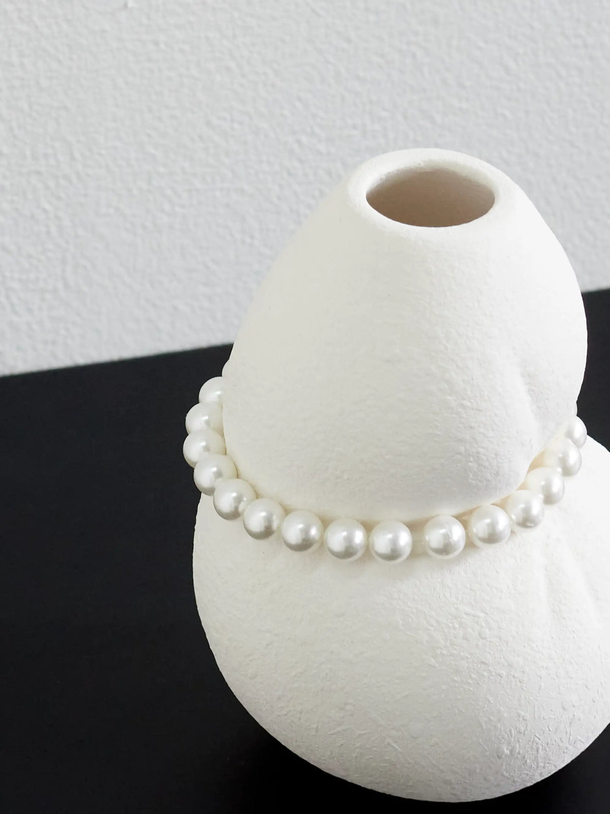 Squeezed Small Pearl-like Embellished Ceramic Vase